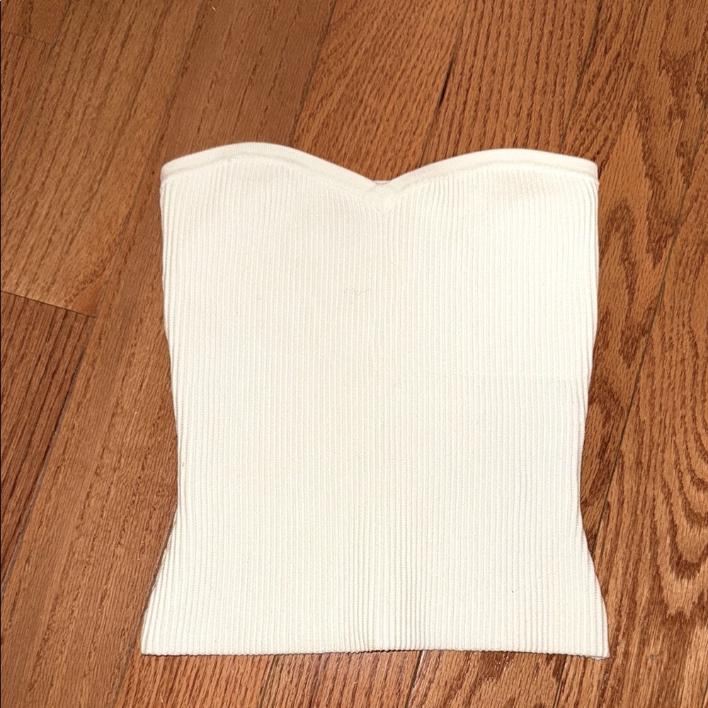 Aritzia Babaton white Ribbed tube Top in XXS
